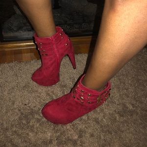 SHI By Journeys Booties